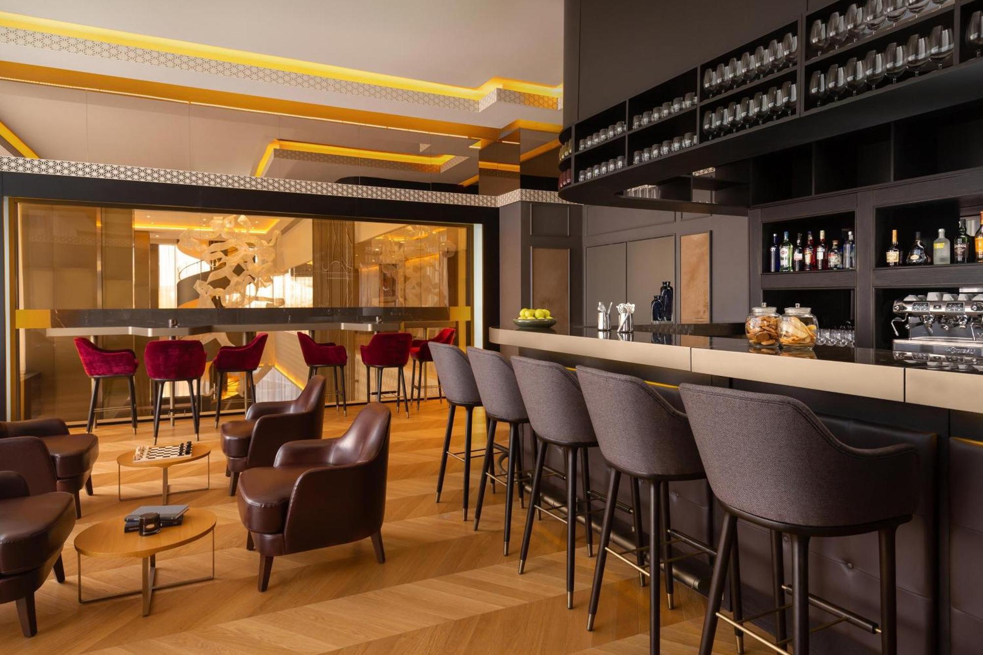 Sheraton Astana Hotel Exterior photo The bar at the 10118 Otto Kunz